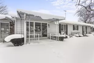 5646 Leisure S Dr SE, Grand Rapids, MI 49548 - Photo 2