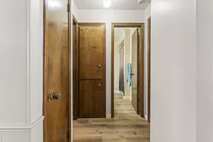 5646 Leisure S Dr SE, Grand Rapids, MI 49548 - Photo 16