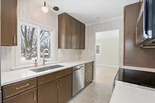 2029 Ferdon Rd, Ann Arbor, MI 48104 - Photo 12