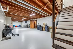 2009 Riegler Rd, Muskegon, MI 49445 - Photo 36