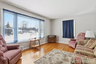 2117 Columbus Avenue, Norton Shores, MI 49441 - Photo 10