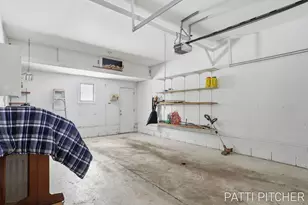 2117 Columbus Ave, Norton Shores, MI 49441 - Photo 34