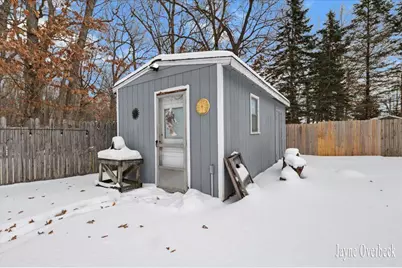 8710 Orleans Avenue, Fenwick City, MI 48834 - Photo 4