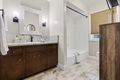 6033 Clearbrook Drive, Stevensville, MI 49127 - Photo 14