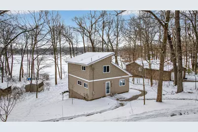 253 Westshore Drive, Jerome, MI 49249 - Photo 2