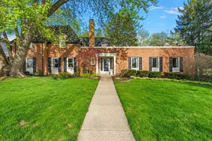 950 San Jose Dr SE, Grand Rapids, MI 49506 - Photo 2