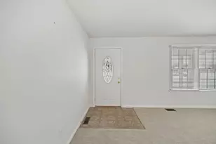 139 Avery Dr, Hanover, MI 49241 - Photo 10