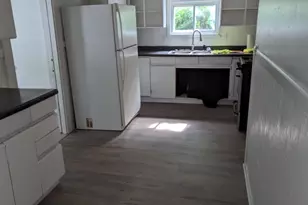 525 E Pine Rd, Edmore, MI 48829 - Photo 8