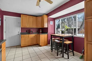 615 Sioux St, Jackson, MI 49203 - Photo 14