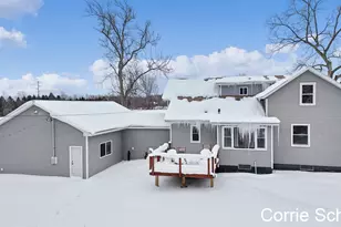 9105 Port Sheldon St, Zeeland, MI 49464 - Photo 4