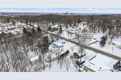 1629 Richmond Street NW, Grand Rapids, MI 49504 - Photo 36