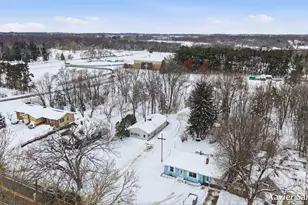 1629 Richmond St NW, Grand Rapids, MI 49504 - Photo 2