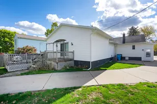 921 E Willoughby Rd, Lansing, MI 48911 - Photo 22