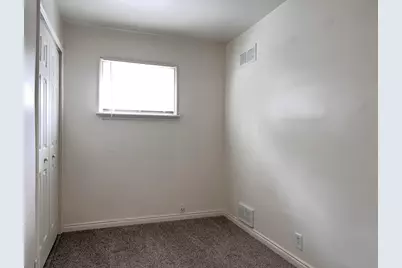 15512 Dixie, Bedford, MI 48239 - Photo 6