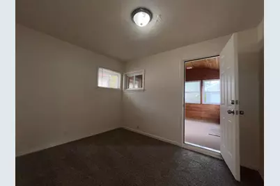 15512 Dixie, Bedford, MI 48239 - Photo 8