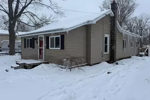 54 Maple St, Galesburg, MI 49053 - Photo 1
