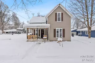 303 W Franklin St, Otsego, MI 49078 - Photo 1