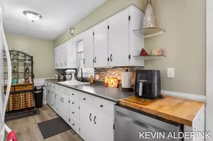 3010 104th Ave, Zeeland, MI 49464 - Photo 16