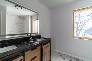 1064 Bayview Dr, Coldwater, MI 49036 - Photo 40