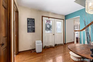 907 N Glenwood Dr, Hastings, MI 49058 - Photo 6