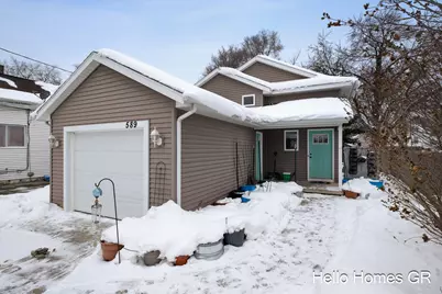 589 34th Street SW, Wyoming, MI 49509 - Photo 2