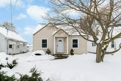 1538 Powers Avenue NW, Grand Rapids, MI 49504 - Photo 2