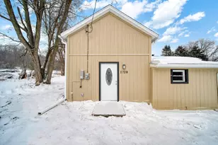 1720 Main St, Jonesville, MI 49250 - Photo 2