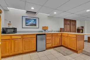 22014 Heatheridge Ln, Farmington Hills, MI 48335 - Photo 42