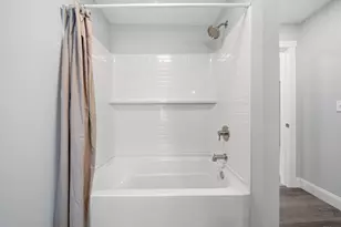 781 Tomlinson St, Jackson, MI 49203 - Photo 28