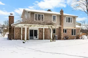 2211 Placid Way, Ann Arbor, MI 48105 - Photo 6