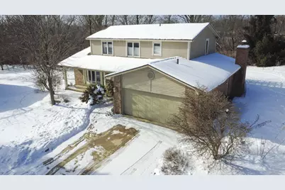 2211 Placid Way, Ann Arbor, MI 48105 - Photo 2