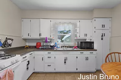 1237 James Avenue, Muskegon, MI 49442 - Photo 8