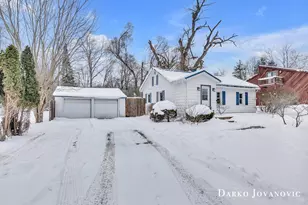 753 W State St, Belding, MI 48809 - Photo 2
