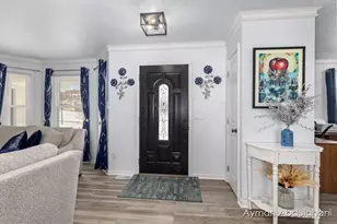 434 Green View Dr, Caledonia, MI 49316 - Photo 8