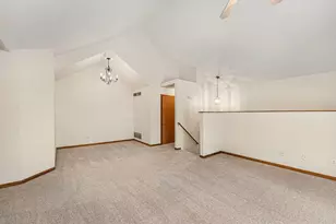 308 Marigold Cir, Westland, MI 48185 - Photo 4