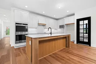 8131 Pine Ridge Ct, Northville, MI 48168 - Photo 4