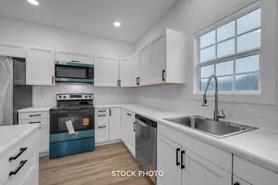 715 Victory Lane, Cassopolis, MI 49031 - Photo 8