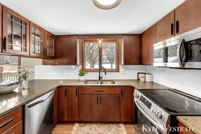 3121 Memorial Drive, Holland, MI 49424 - Photo 12