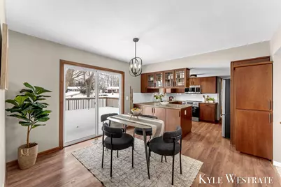 3121 Memorial Drive, Holland, MI 49424 - Photo 8