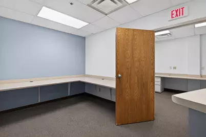 300 W Washington Avenue #305, Jackson, MI 49201 - Photo 8