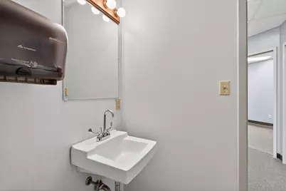 300 W Washington Avenue #305, Jackson, MI 49201 - Photo 14