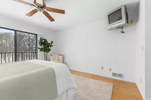 6134 Parview Dr SE, Grand Rapids, MI 49546 - Photo 20