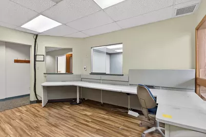 300 W Washington Avenue #430, Jackson, MI 49201 - Photo 8