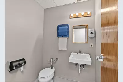 300 W Washington Avenue #030, Jackson, MI 49201 - Photo 10