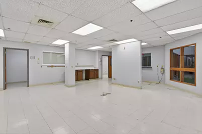 300 W Washington Avenue #030, Jackson, MI 49201 - Photo 8