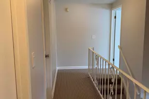 3550 Kings Point Dr, Troy, MI 48083 - Photo 16