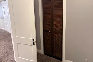 782 Pensacola Ave, Pontiac, MI 48340 - Photo 14