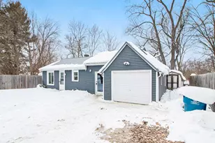 123 Cameron St SE, Grand Rapids, MI 49548 - Photo 2