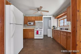 204 S Grove St, Stanton, MI 48888 - Photo 10