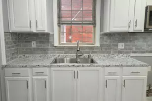 8254 Sussex St, Detroit, MI 48228 - Photo 8